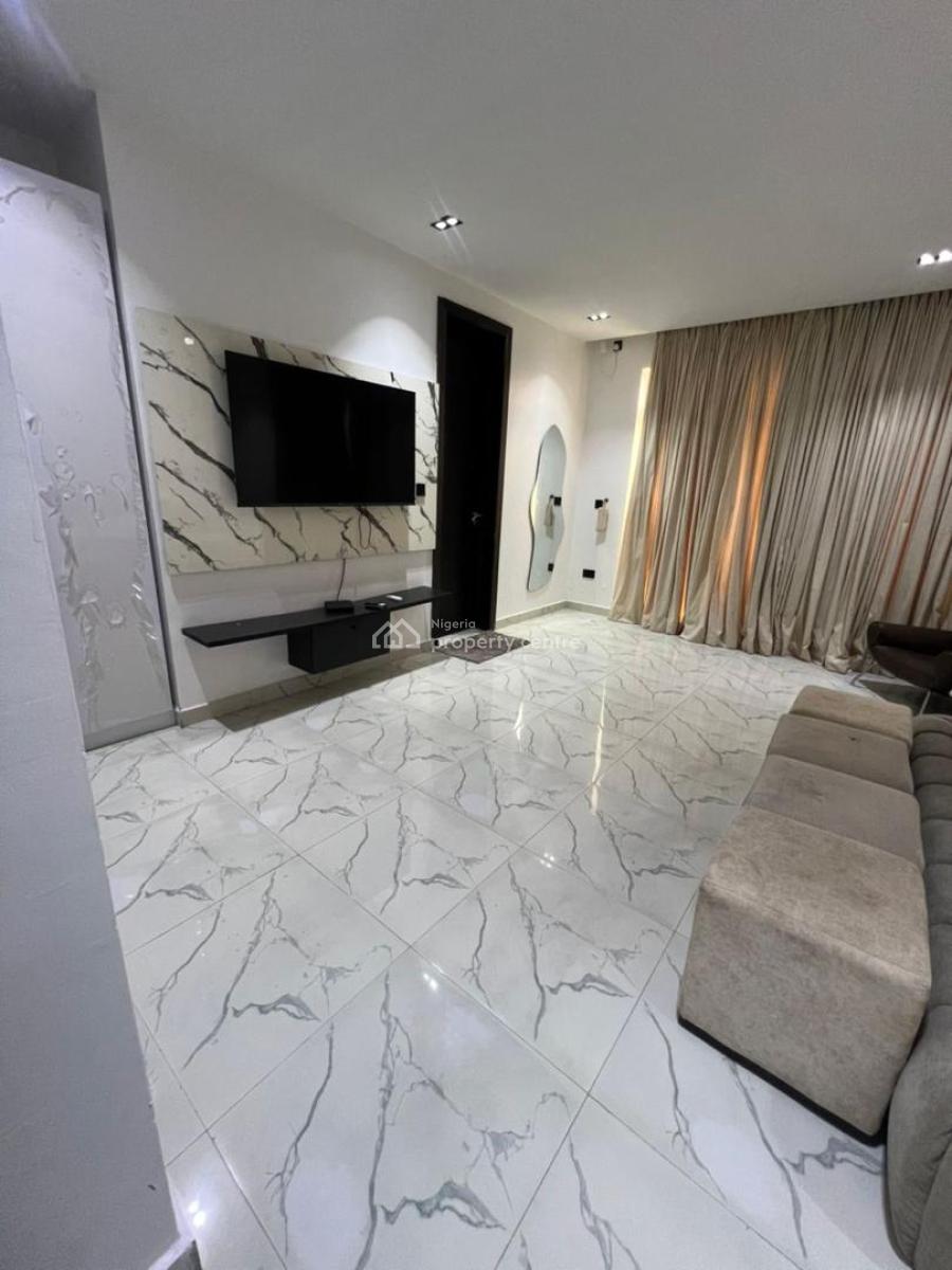 3 Bedroom Full Furnished Penthouse, Lekki Phase 1, Lekki, Lagos, Flat / Apartment for Sale