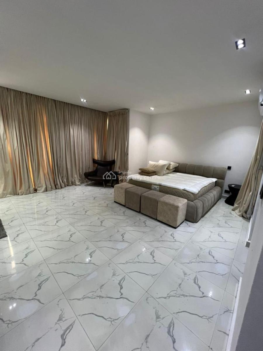 3 Bedroom Full Furnished Penthouse, Lekki Phase 1, Lekki, Lagos, Flat / Apartment for Sale