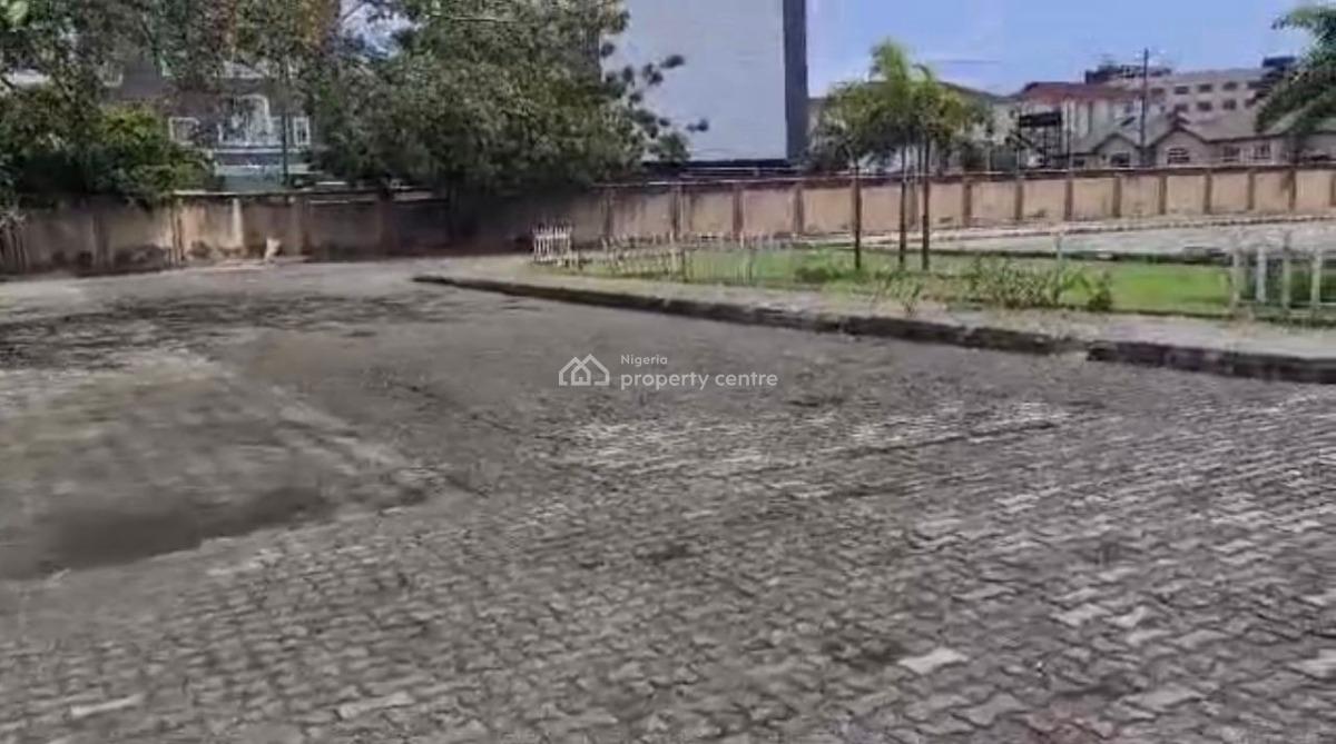 Prime Bare Land -- 2,000 Square Meters Plot., Admiralty Way, Lekki Phase 1, Lekki, Lagos, Commercial Land for Sale