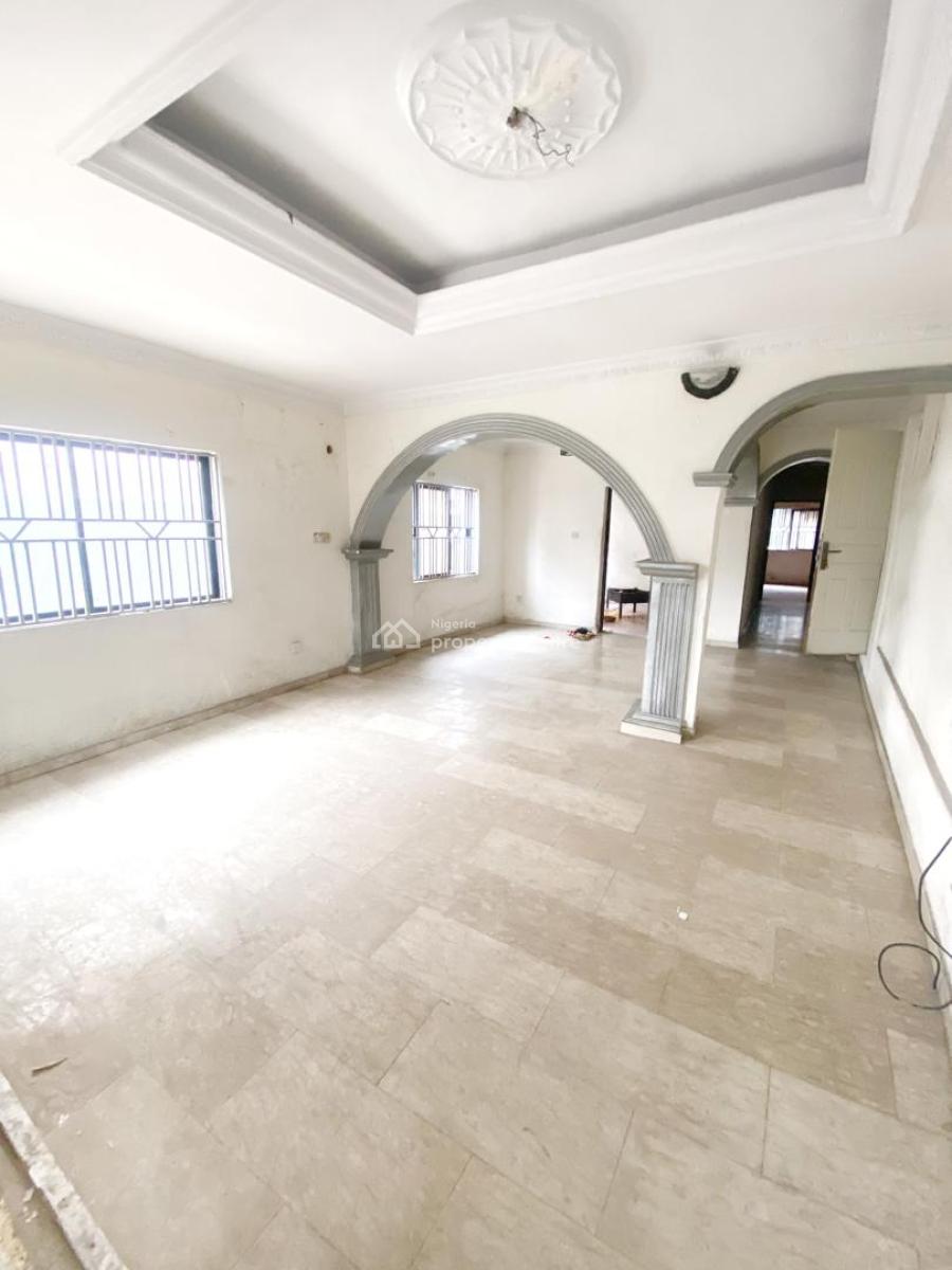 Luxury & Well Maintained 2 Bedroom Apartment, Omole Phase 2, Ikeja, Lagos, Flat / Apartment for Rent