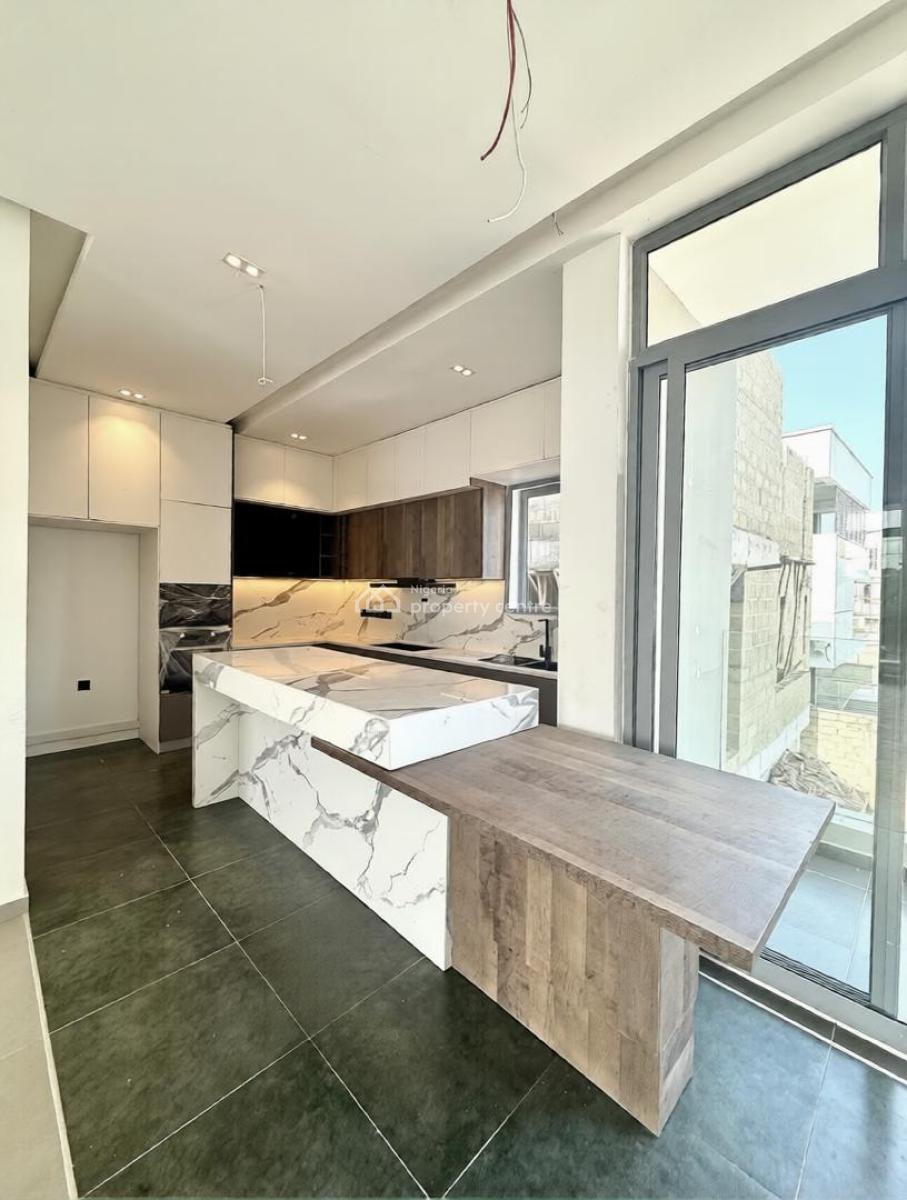 Self Compound 4 Bedroom Semi Detached Duplex, Lekki Phase 1, Lekki, Lagos, Semi-detached Duplex for Sale