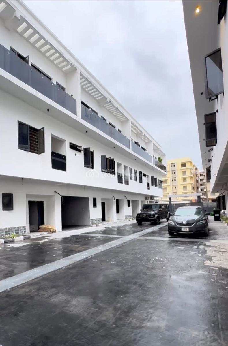 Spacious 2 Bedroom Terrace & 4 Bedroom Terrace + Bq., Lekki Phase 1, Lekki, Lagos, Terraced Duplex for Sale