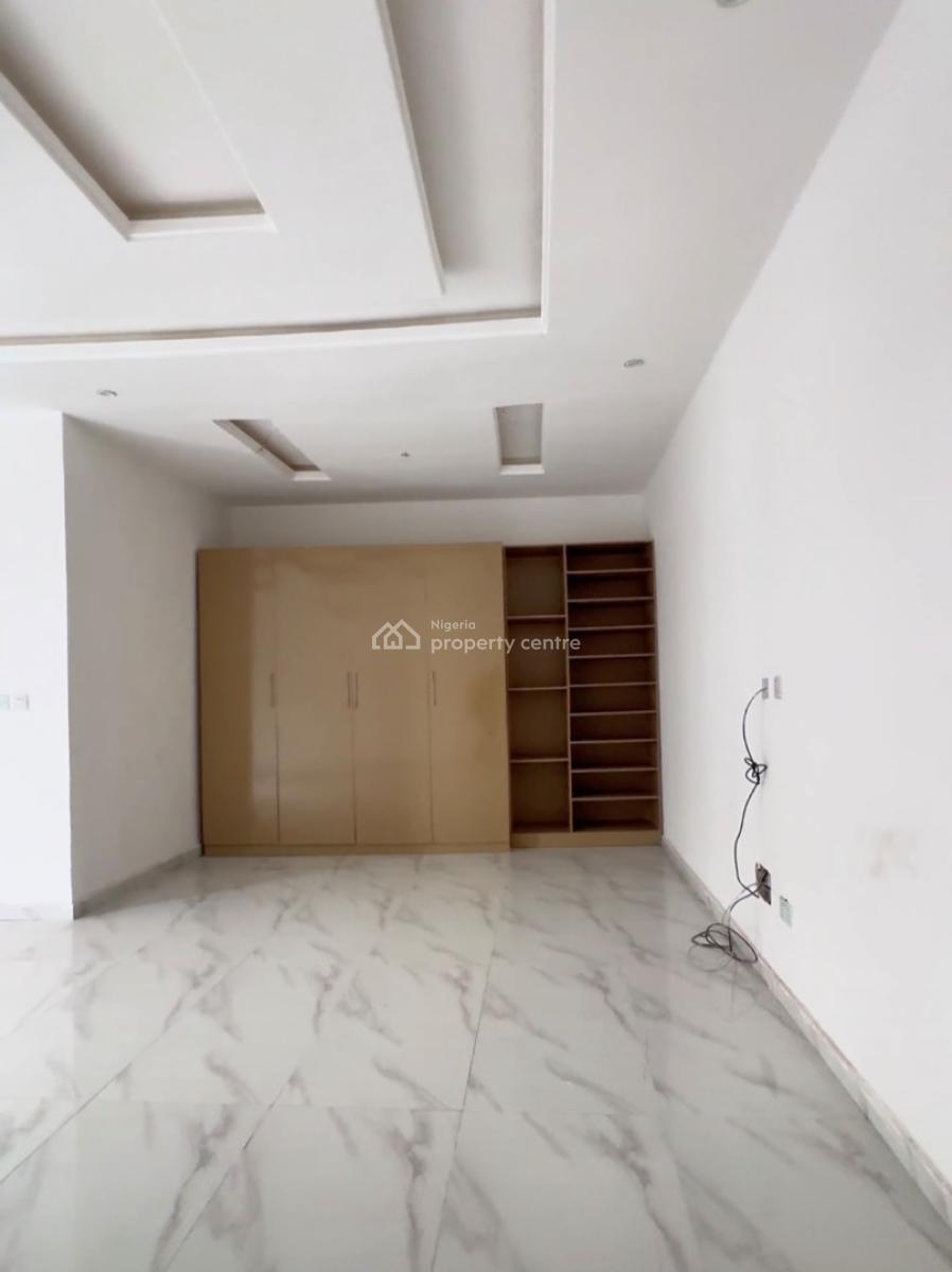 Spacious 2 Bedroom Terrace & 4 Bedroom Terrace + Bq., Lekki Phase 1, Lekki, Lagos, Terraced Duplex for Sale