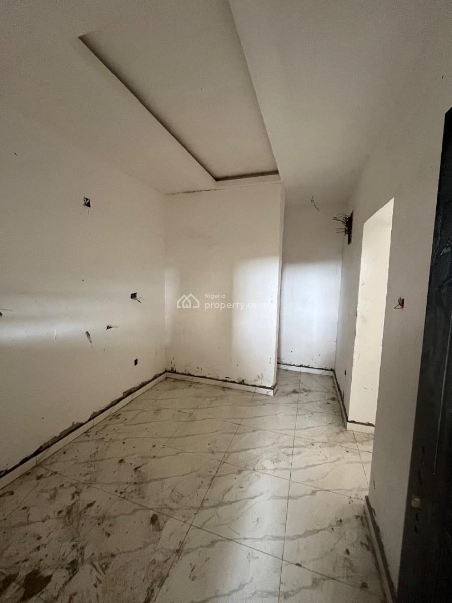 Nicely Built 3 Bedroom Apartment with Bq in Serene Estate, Gbagada, Lagos, Flat / Apartment for Sale