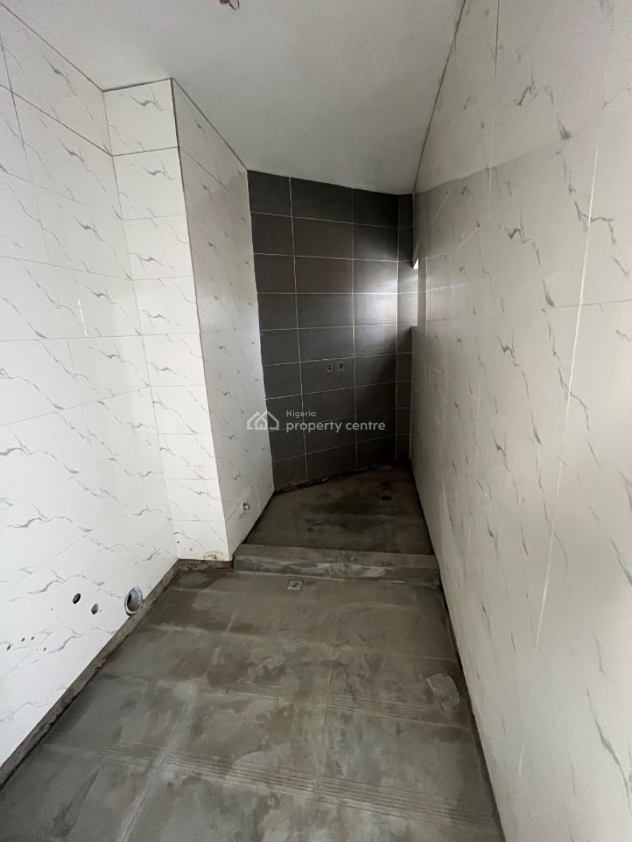 Nicely Built 3 Bedroom Apartment with Bq in Serene Estate, Gbagada, Lagos, Flat / Apartment for Sale