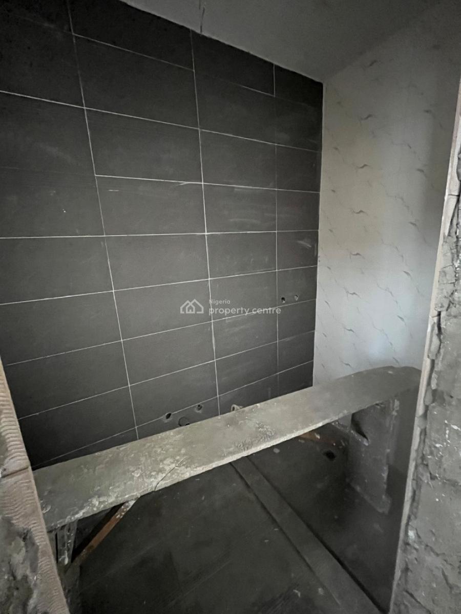 Nicely Built 3 Bedroom Apartment with Bq in Serene Estate, Gbagada, Lagos, Flat / Apartment for Sale