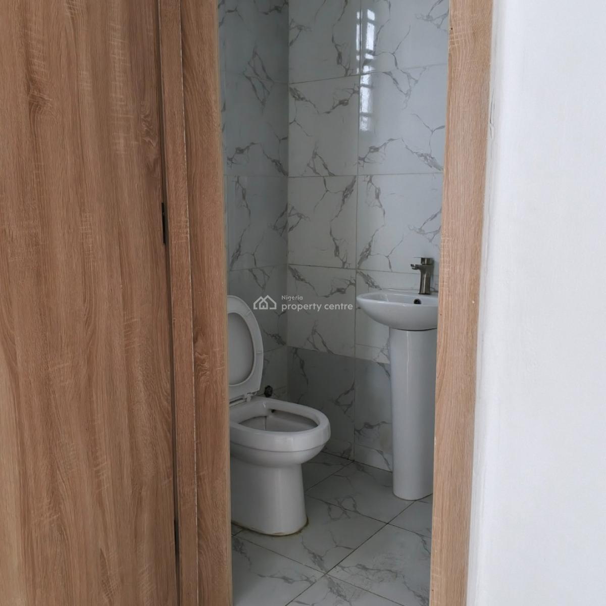 Serviced 2-bedroom Flat Well-maintained and Serviced 2-bedroom, Vgc, Lekki, Lagos, Flat / Apartment for Rent