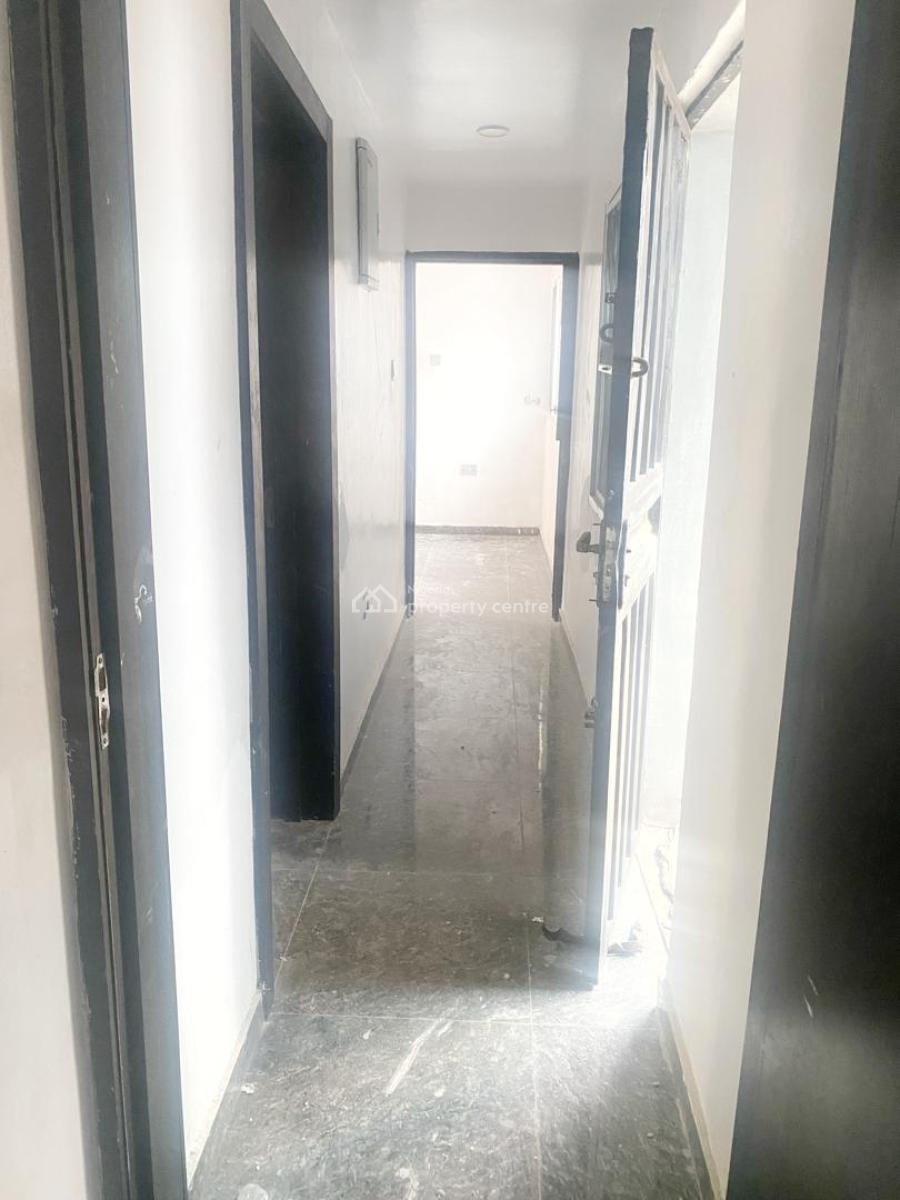 Luxury & Well Maintained 2 Bedroom Apartment, Magodo Phase 1, Magodo, Lagos, Flat / Apartment for Rent