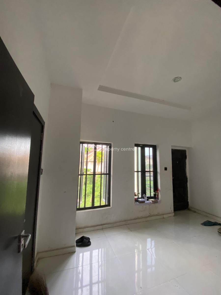 2 Bedroom Apartment with Bq, Ikate, Ikate, Lekki, Lagos, Block of Flats for Sale