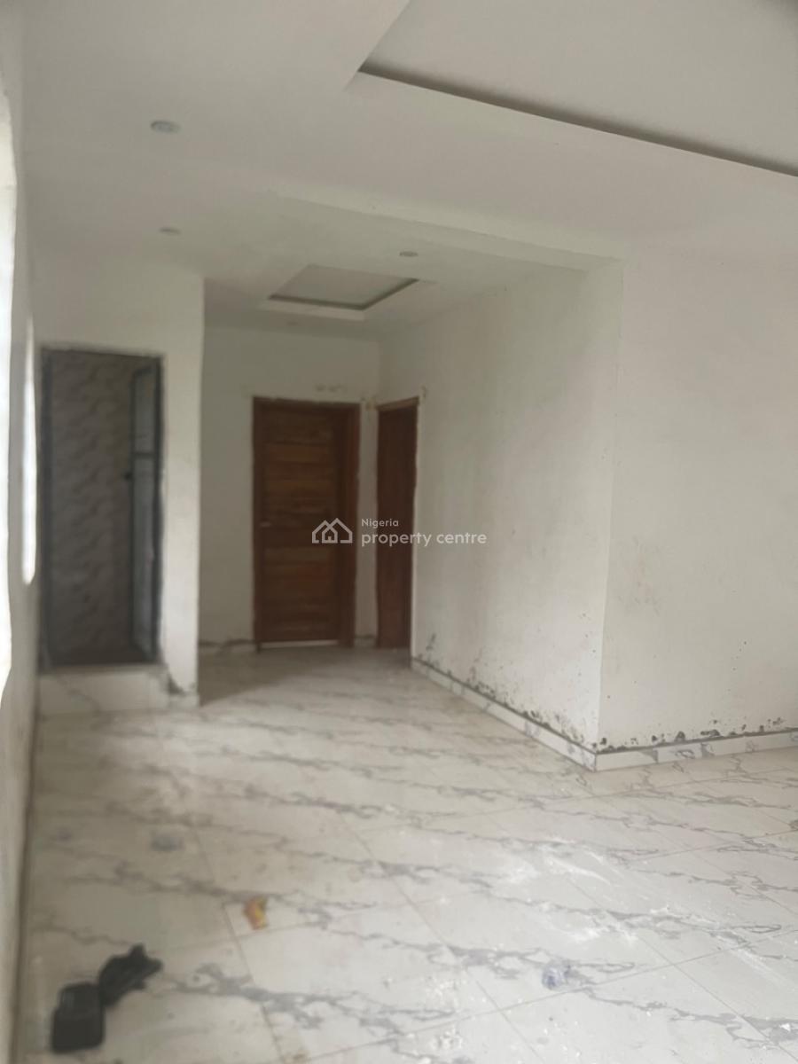 2 Bedroom Spacious Apartment, Gbagada, Gbagada, Lagos, Block of Flats for Sale