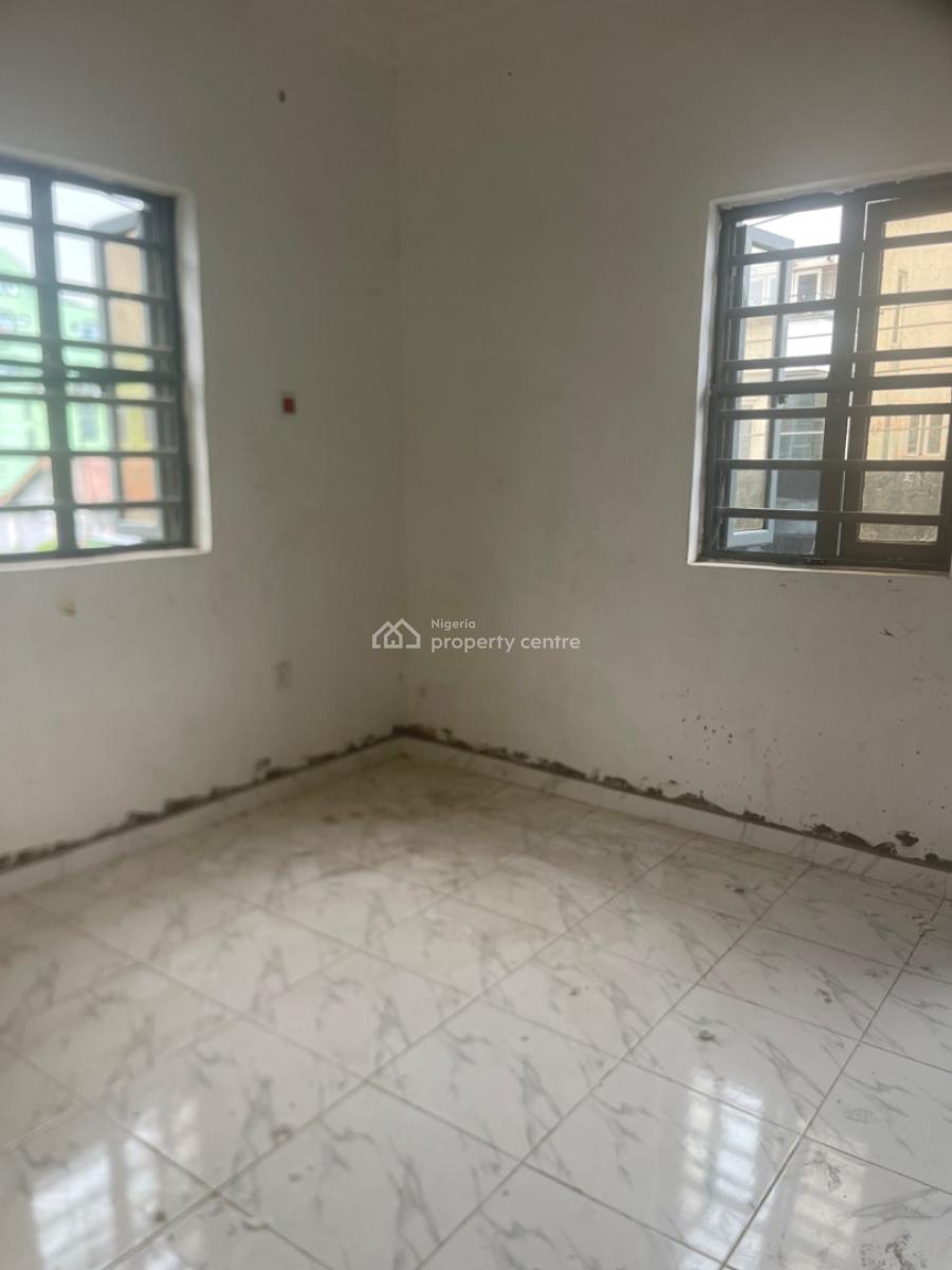 2 Bedroom Spacious Apartment, Gbagada, Gbagada, Lagos, Block of Flats for Sale