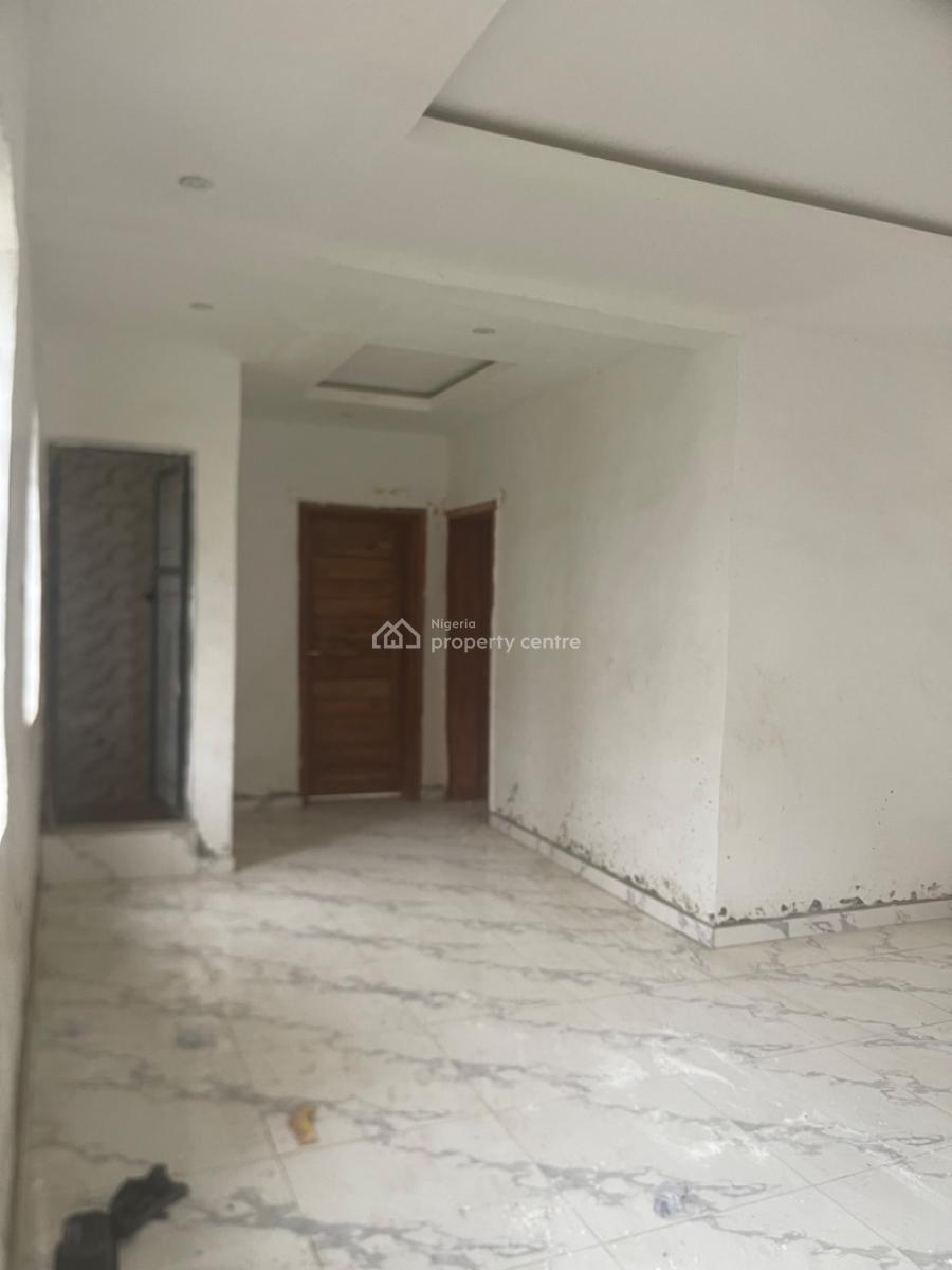 2 Bedroom Spacious Apartment, Gbagada, Gbagada, Lagos, Block of Flats for Sale