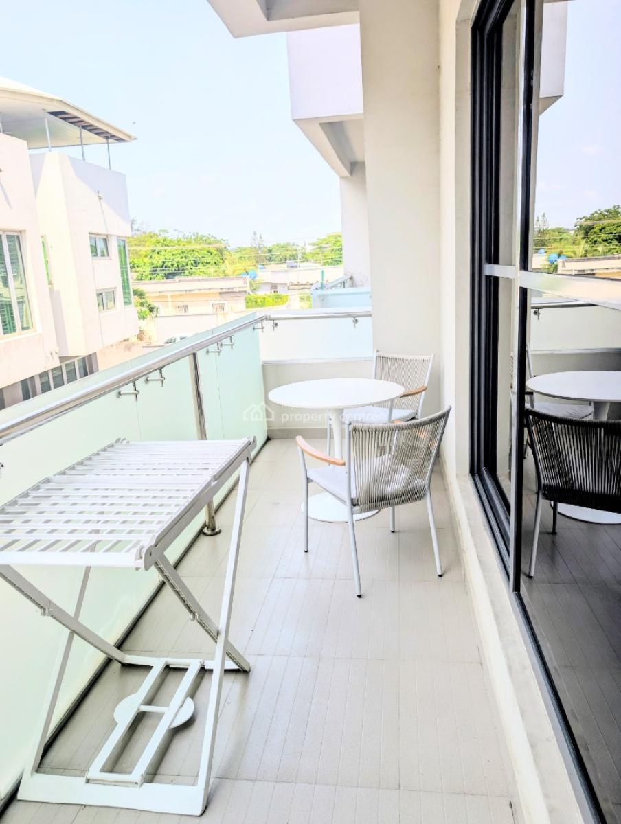 Nicely Furnished 2 Bedroom Apartment, Lekki Phase 1, Lekki, Lagos, Flat / Apartment Short Let