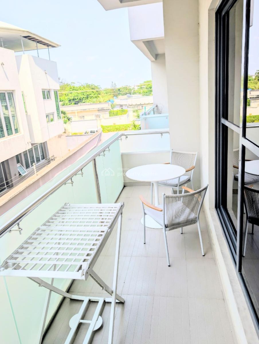 Nicely Furnished 2 Bedroom Apartment, Lekki Phase 1, Lekki, Lagos, Flat / Apartment Short Let