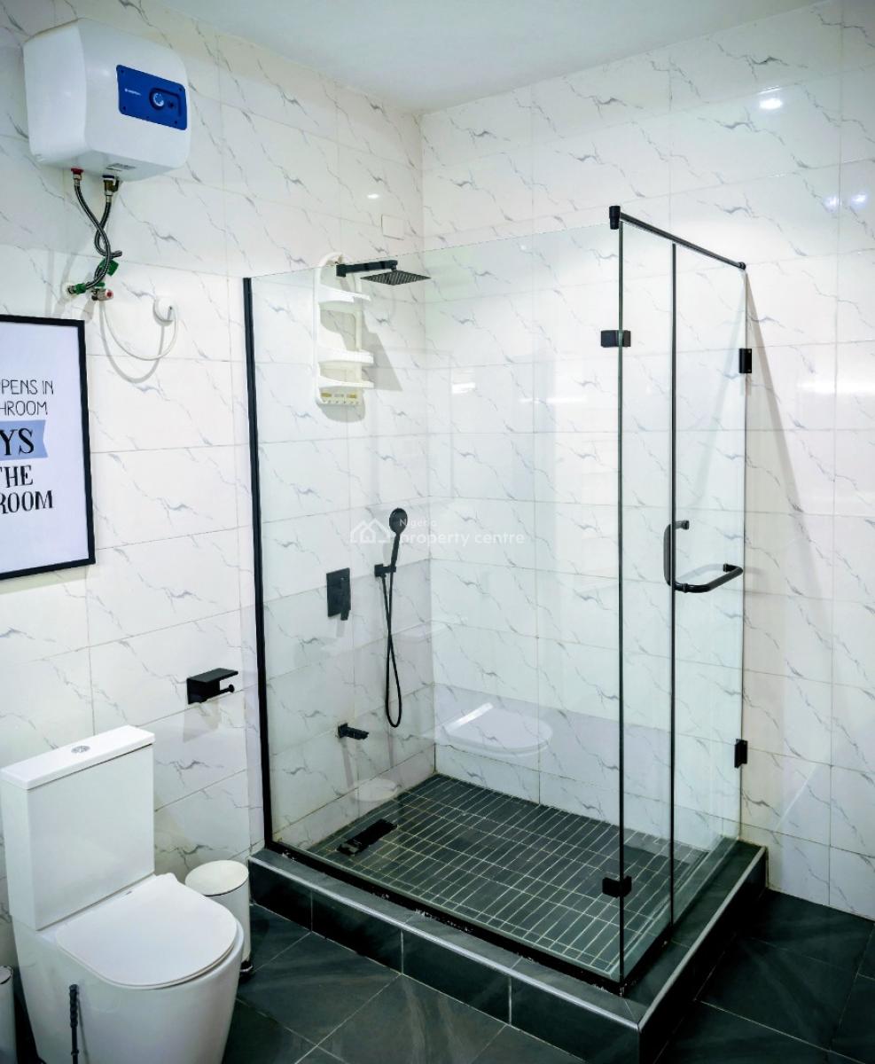 Nicely Furnished 2 Bedroom Apartment, Lekki Phase 1, Lekki, Lagos, Flat / Apartment Short Let