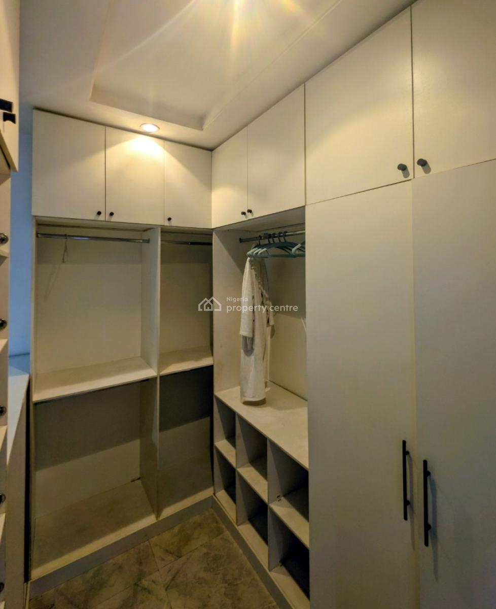 Nicely Furnished 2 Bedroom Apartment, Lekki Phase 1, Lekki, Lagos, Flat / Apartment Short Let