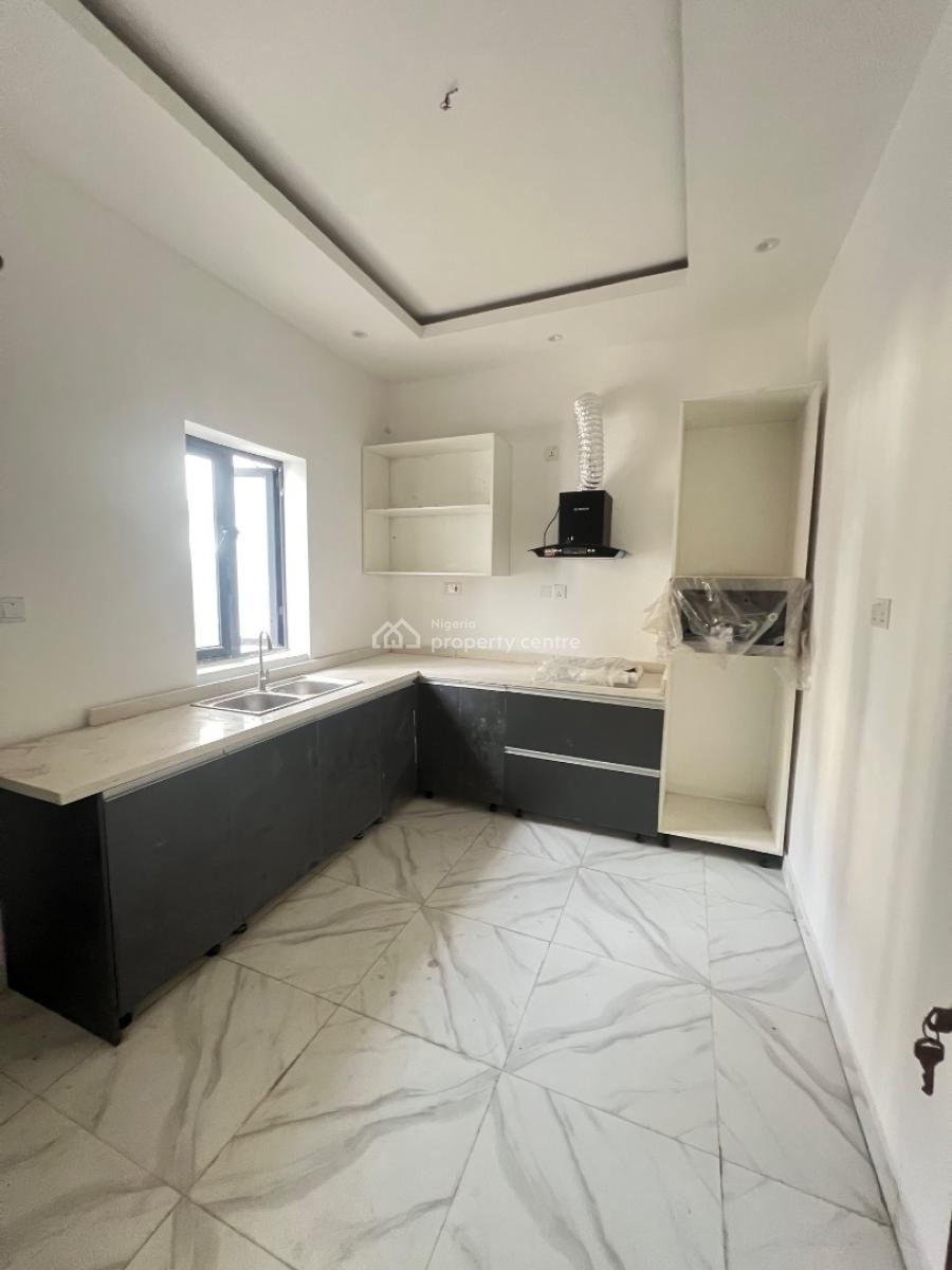 4 Bedrooms Semi Detached Duplex, Ikota, Lekki, Lagos, Semi-detached Duplex for Sale