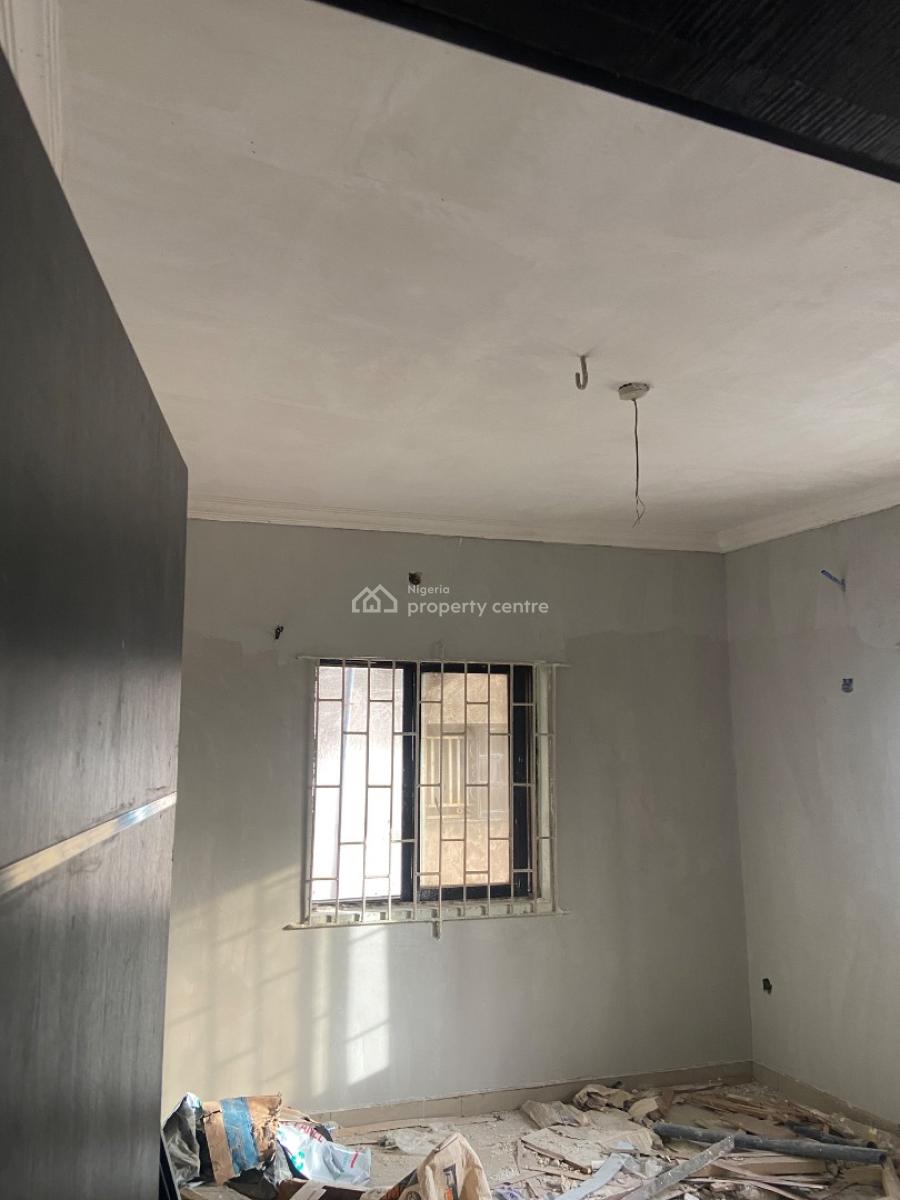 Two Bedroom En-suite Flat with Visitors Toilet, Ojodu, Ojodu, Lagos, Flat / Apartment for Rent