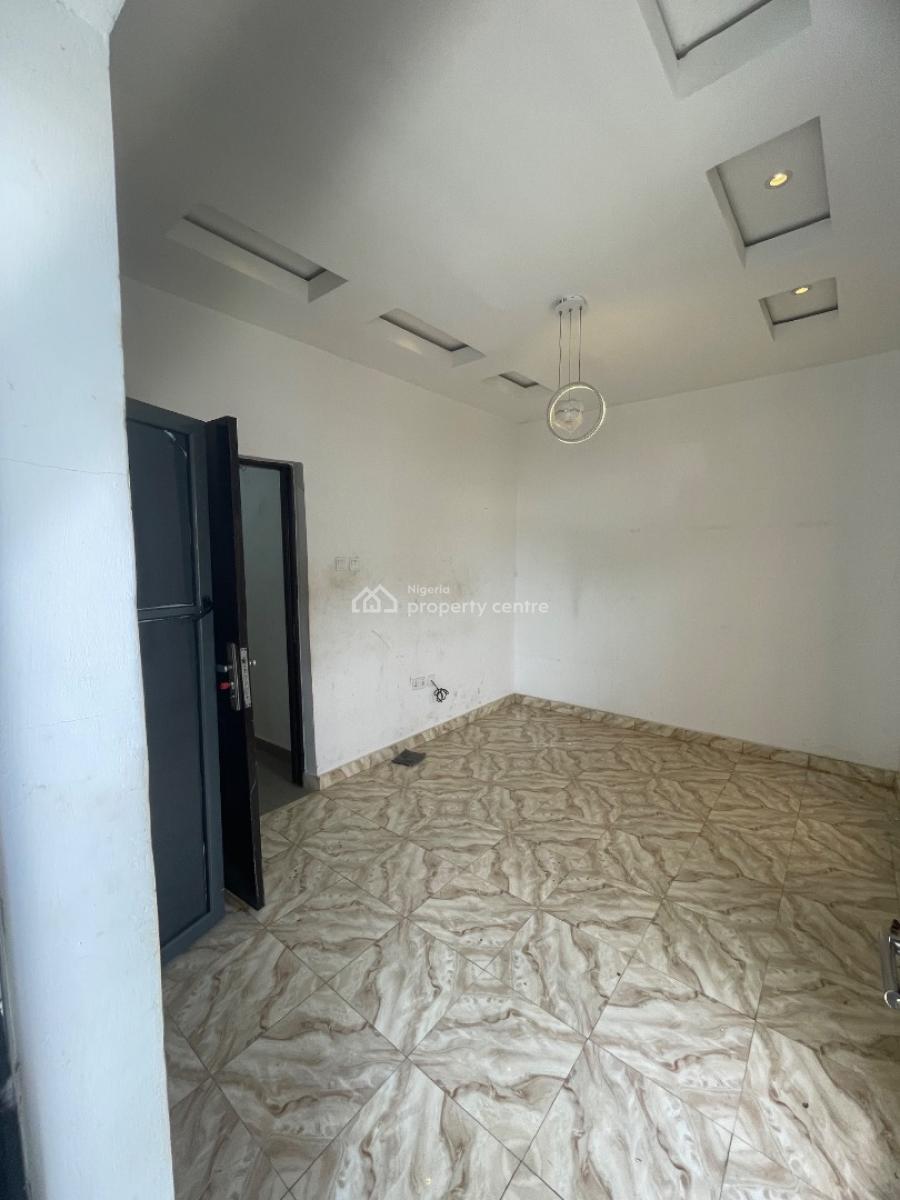 Luxury Beautiful 3 Bedroom  Duplex, Very Good Light  4 Tenants Only, Lamgbasa, Ajah, Lagos, House for Rent