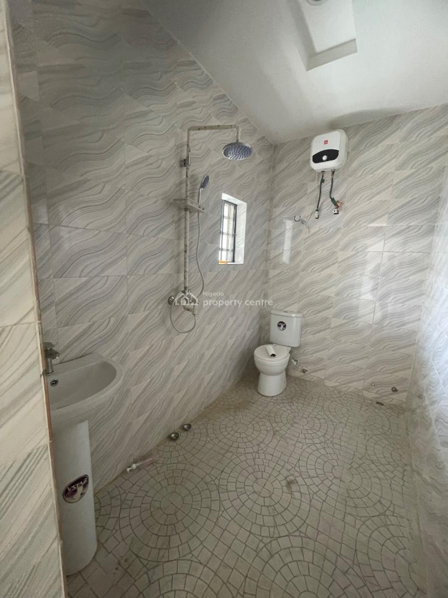 Luxury Beautiful 3 Bedroom  Duplex, Very Good Light  4 Tenants Only, Lamgbasa, Ajah, Lagos, House for Rent