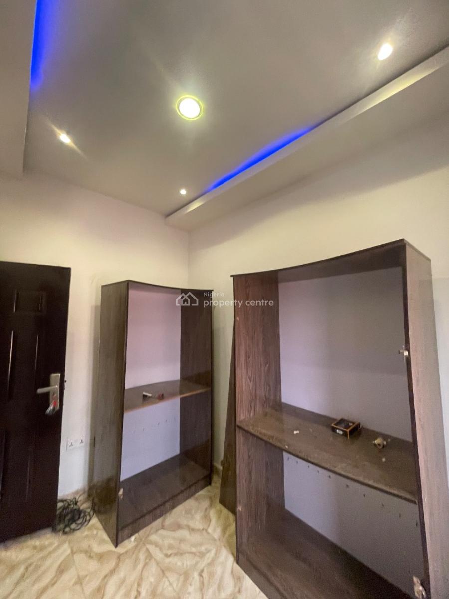 Luxury Beautiful 3 Bedroom  Duplex, Very Good Light  4 Tenants Only, Lamgbasa, Ajah, Lagos, House for Rent