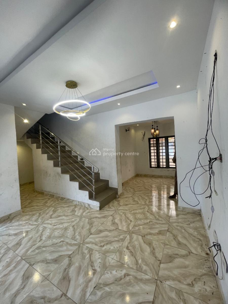 Luxury Beautiful 3 Bedroom  Duplex, Very Good Light  4 Tenants Only, Lamgbasa, Ajah, Lagos, House for Rent
