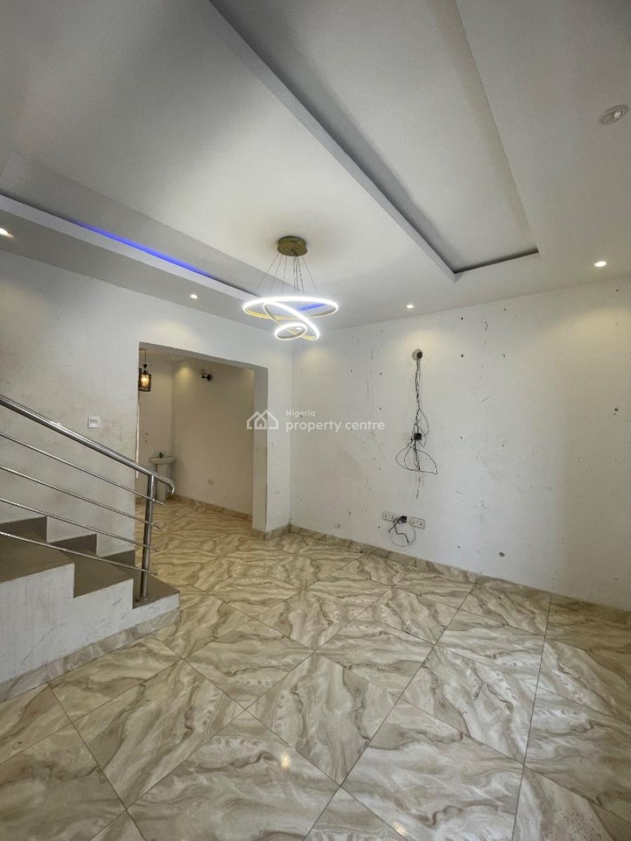 Luxury Beautiful 3 Bedroom  Duplex, Very Good Light  4 Tenants Only, Lamgbasa, Ajah, Lagos, House for Rent