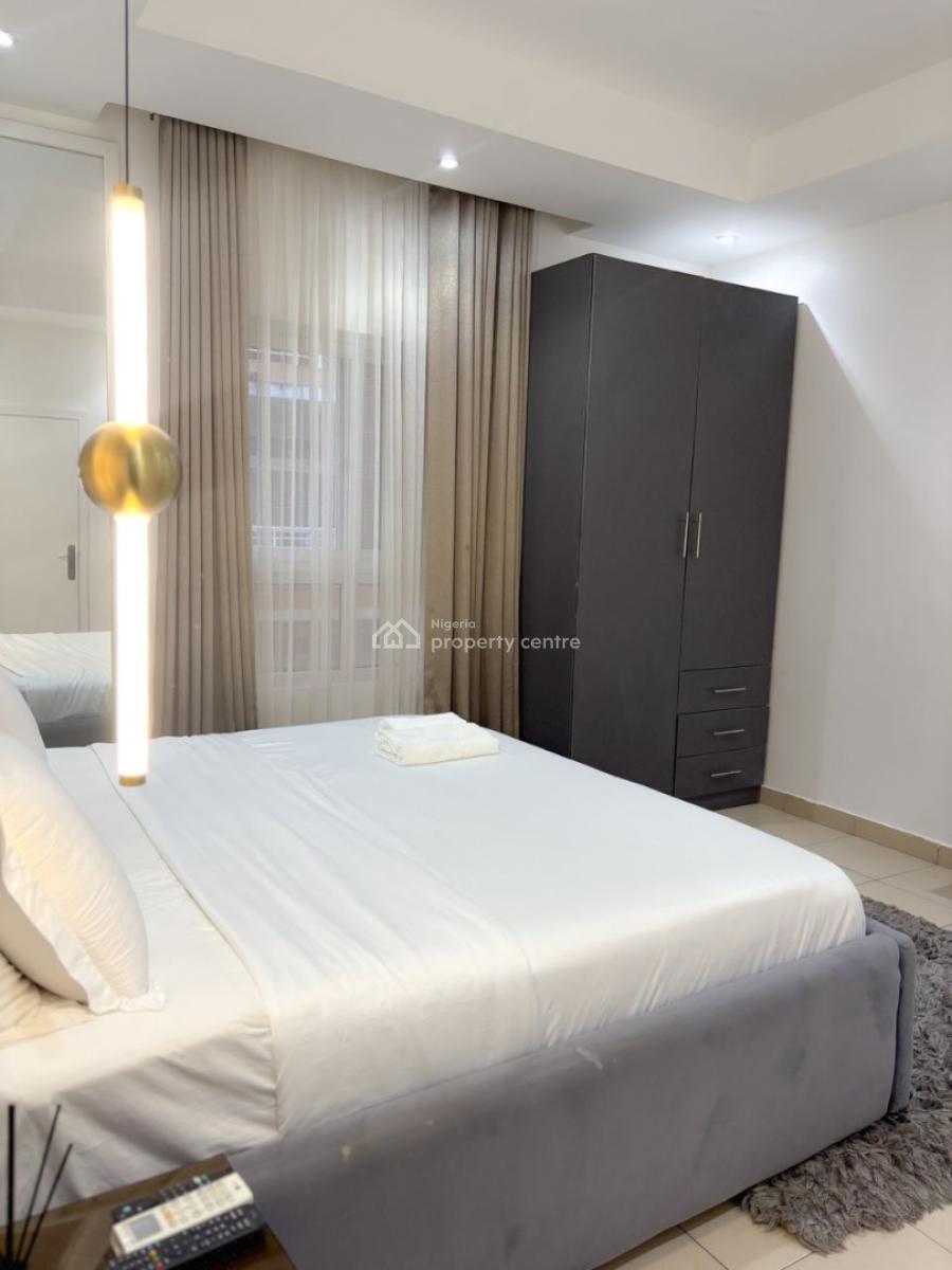 Fully Furnished Serviced 3bedroom Apartment, Osapa, Lekki, Lagos, Flat / Apartment Short Let