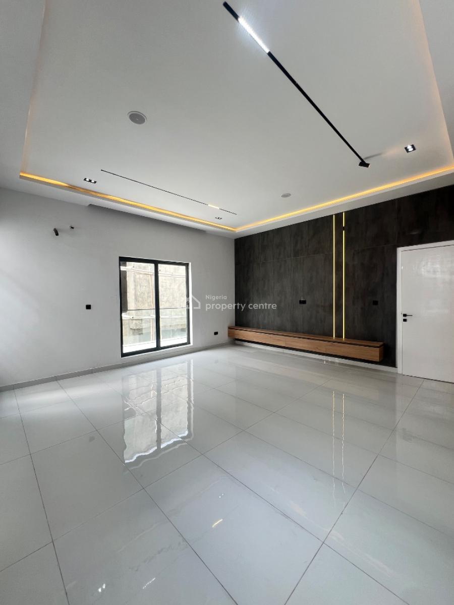 4 Bedroom &bq Semi Detached, Ikota, Lekki, Lagos, Semi-detached Duplex for Sale