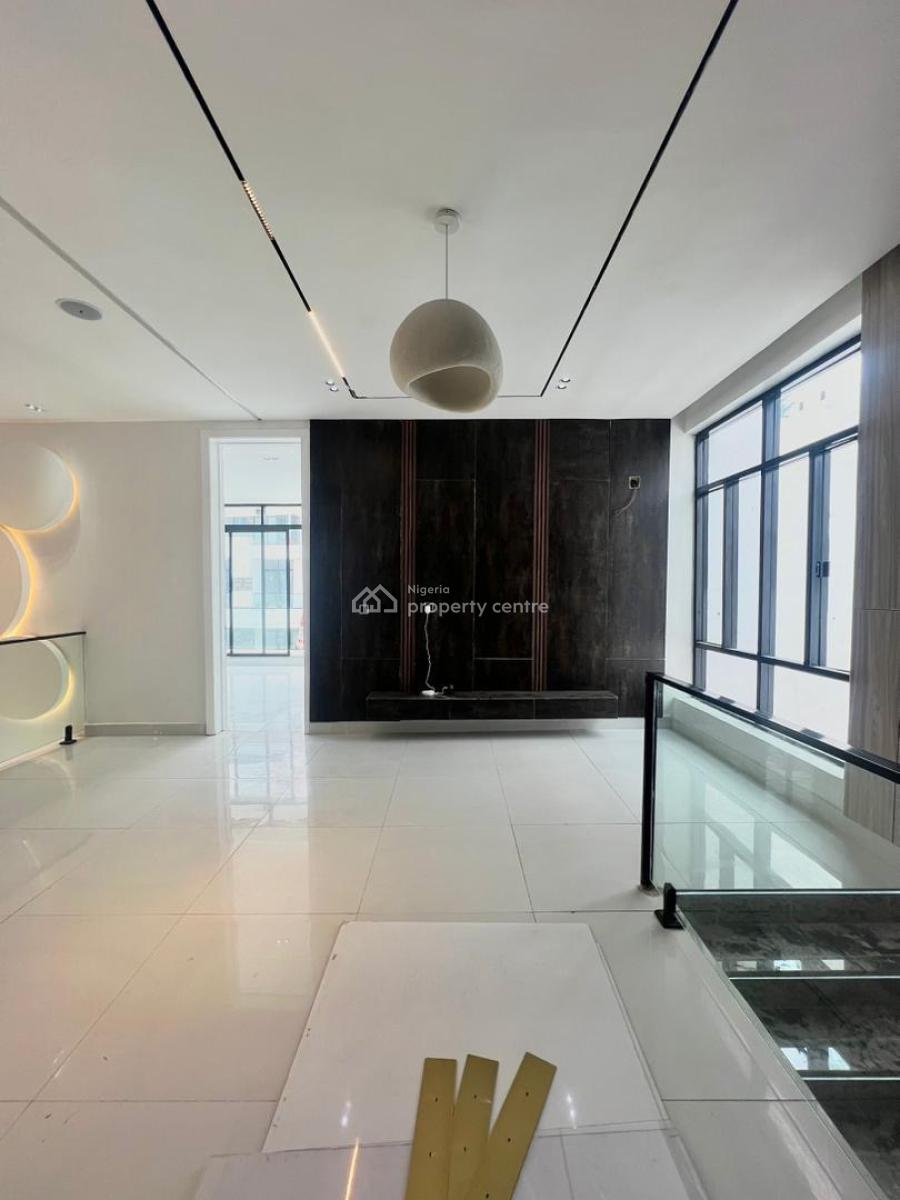 Unique 6-bedroom Fully Detached Mansion + Bq -, Lekki, Lagos, Detached Duplex for Sale