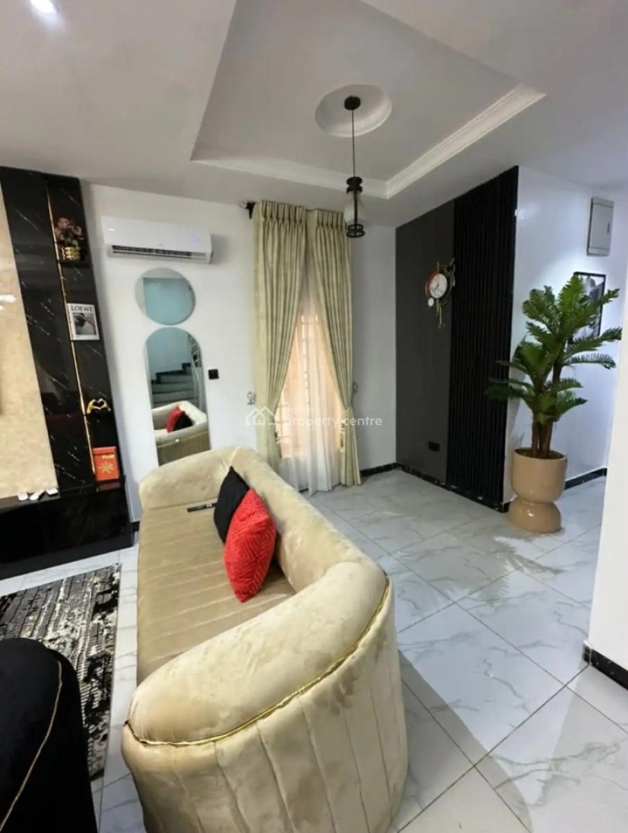 an Ensuite Bedroom with Equipped Kitchen and Living Room, Oral Estate Just After The Second Toll Gate By Chevron Lekki., Lekki, Lagos, Mini Flat (room and Parlour) Short Let