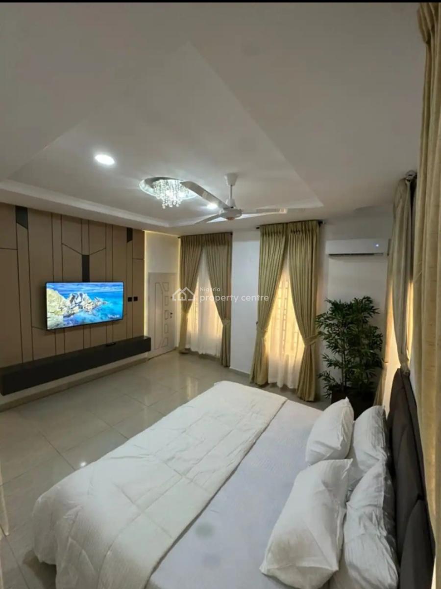 an Ensuite Bedroom with Equipped Kitchen and Living Room, Oral Estate Just After The Second Toll Gate By Chevron Lekki., Lekki, Lagos, Mini Flat (room and Parlour) Short Let