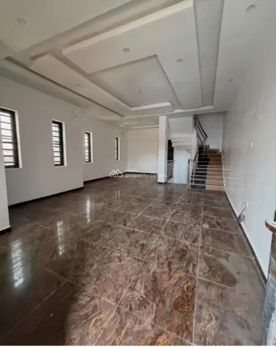 4 Bedroom Spacious House with a Bq, Surulere, Surulere, Lagos, Semi-detached Duplex for Sale