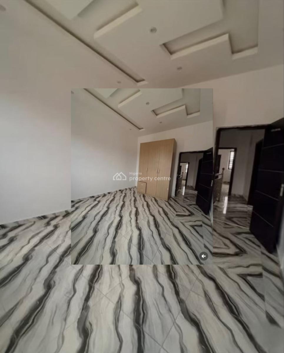 4 Bedroom Spacious House with a Bq, Surulere, Surulere, Lagos, Semi-detached Duplex for Sale