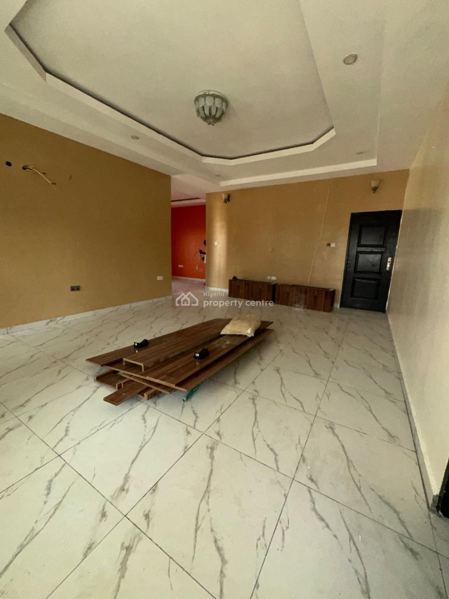 Specious 3bedroom Flat, Spg Road Ologolo, Lekki, Lagos, Flat / Apartment for Rent