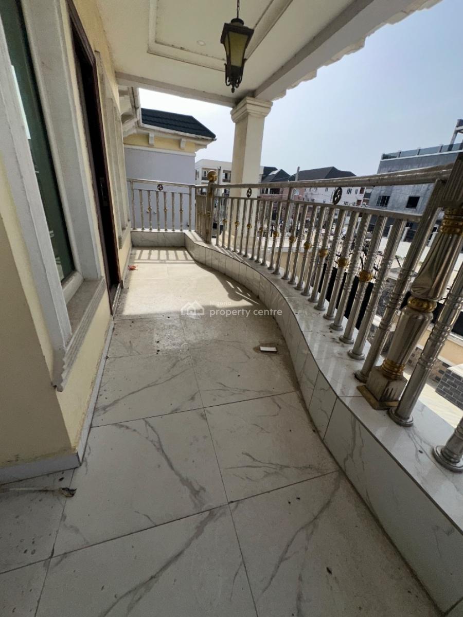 Specious 3bedroom Flat, Spg Road Ologolo, Lekki, Lagos, Flat / Apartment for Rent