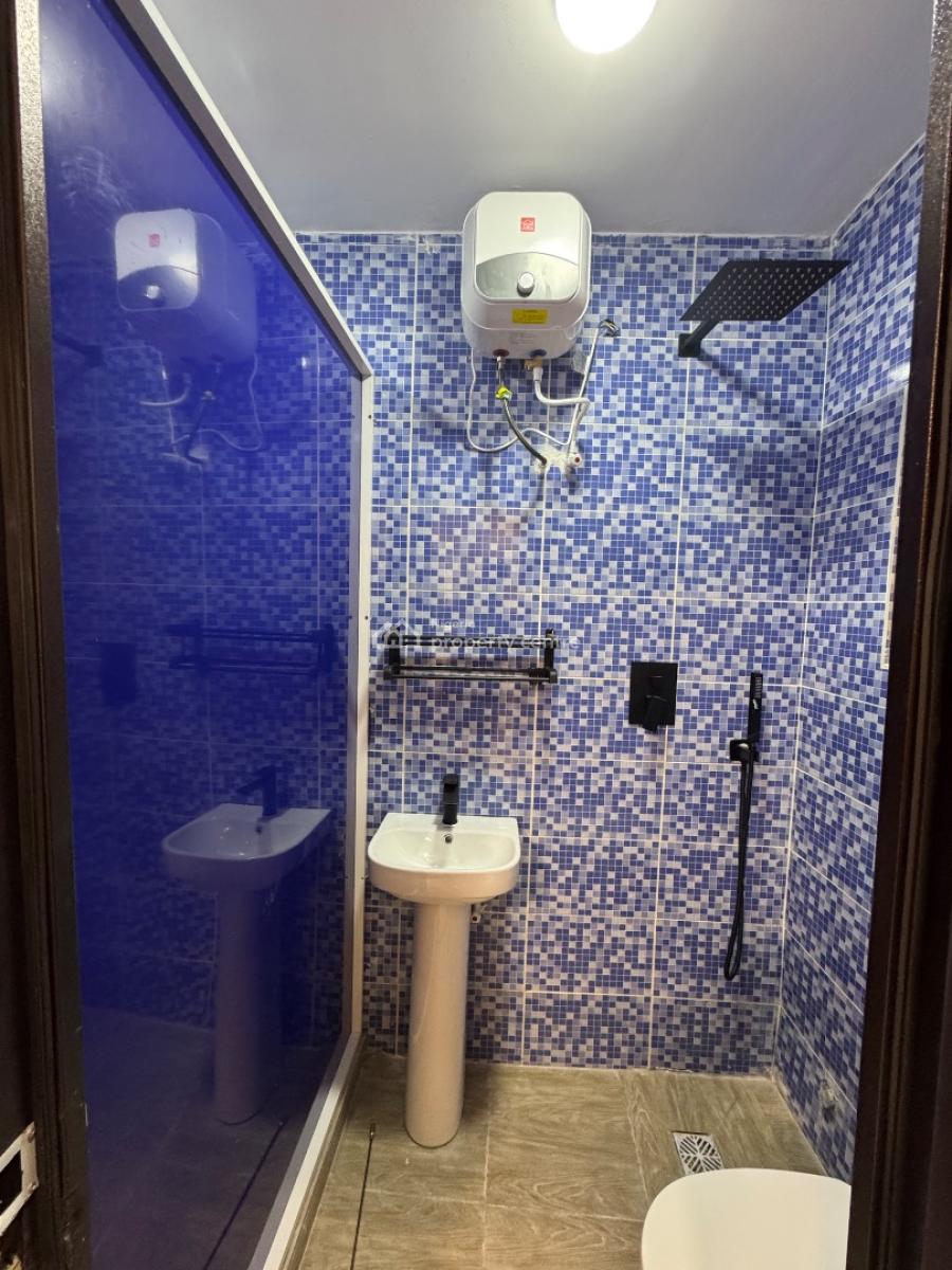 Newly Renovated 2 Bedrooms Bungalow, Off Road 14, Lekki Phase 1, Lekki, Lagos, Flat / Apartment for Rent