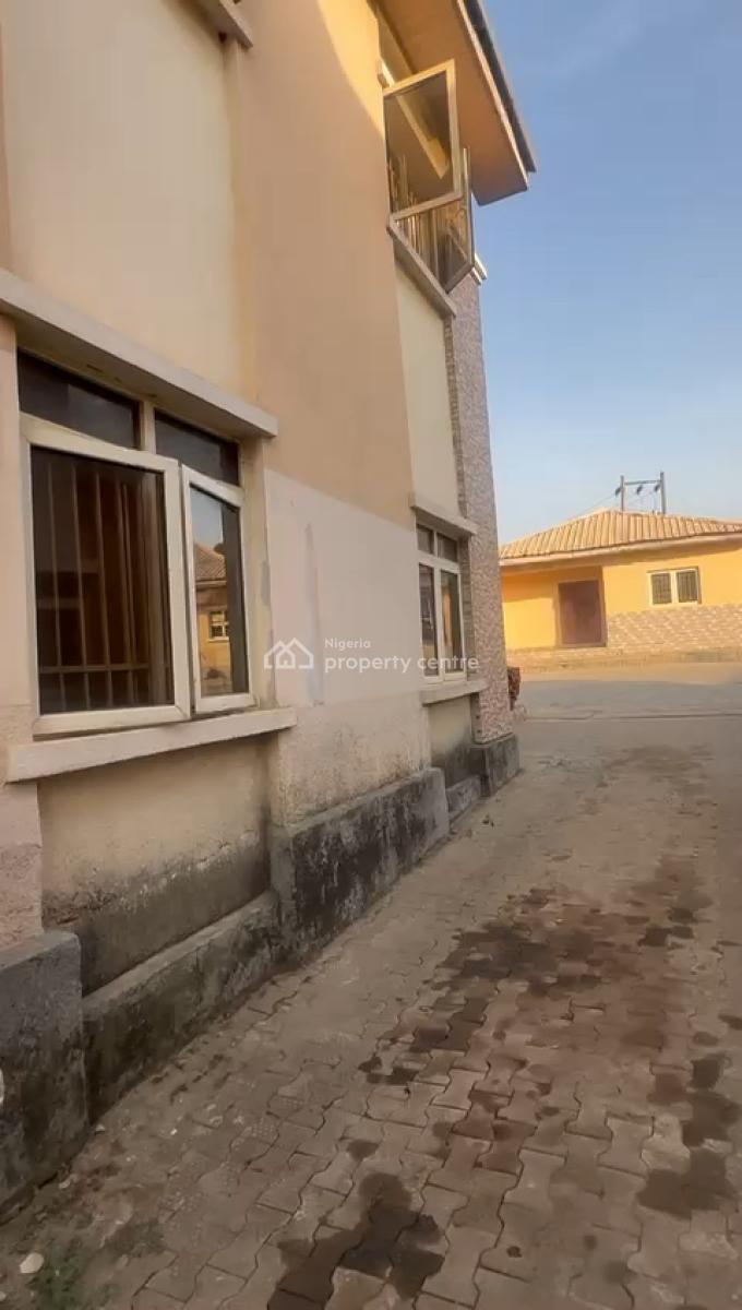 Luxury 4 Bedrooms, 2 Living Rooms, Semi Detached Duplex, Cliffland Estate, Gudu, Abuja, Semi-detached Duplex for Sale