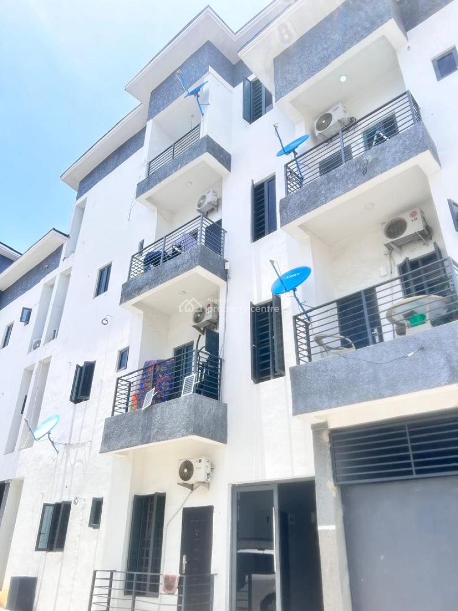 Serviced  Spacious  2 Bedroom Penthouse, Conservation Road, Lekki, Lagos, Flat / Apartment for Rent