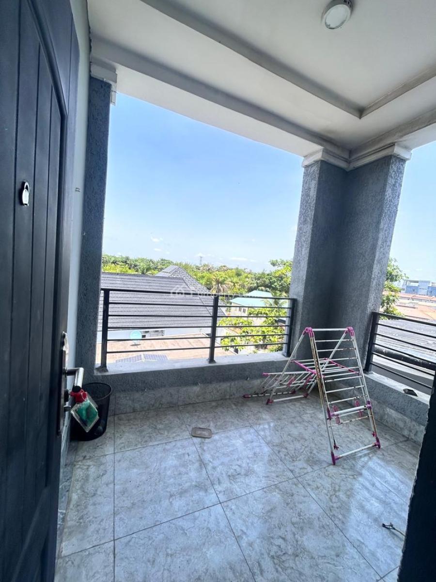 Serviced  Spacious  2 Bedroom Penthouse, Conservation Road, Lekki, Lagos, Flat / Apartment for Rent