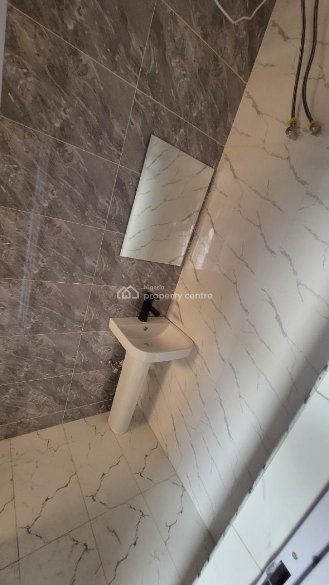 Brand New Exquisitely Finished Four (4) Bedrooms Semi Detached Duplex,, Cluster River Park Estate Airport Road Abuja, Lugbe District, Abuja, Semi-detached Duplex for Rent