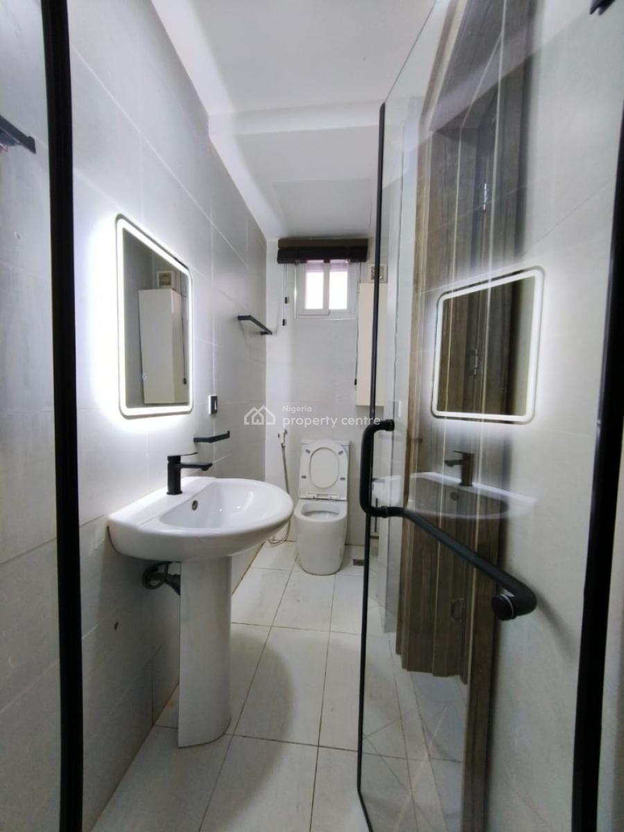 New Fully Furnished/serviced 4bedroom Terrace Duplex+ Boys Quarter, Lekki Phase 1, Lekki, Lagos, Terraced Duplex for Rent