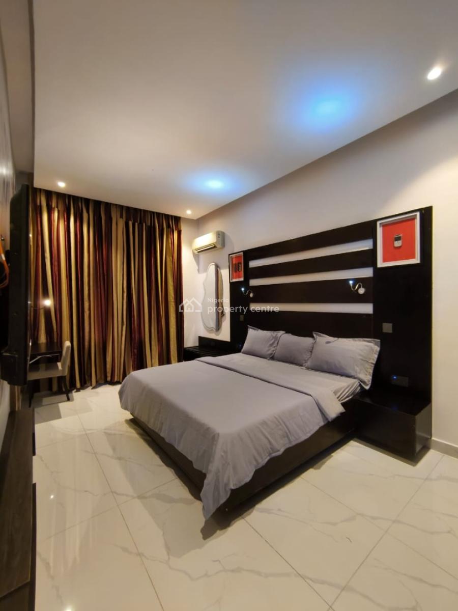 New Fully Furnished/serviced 4bedroom Terrace Duplex+ Boys Quarter, Lekki Phase 1, Lekki, Lagos, Terraced Duplex for Rent