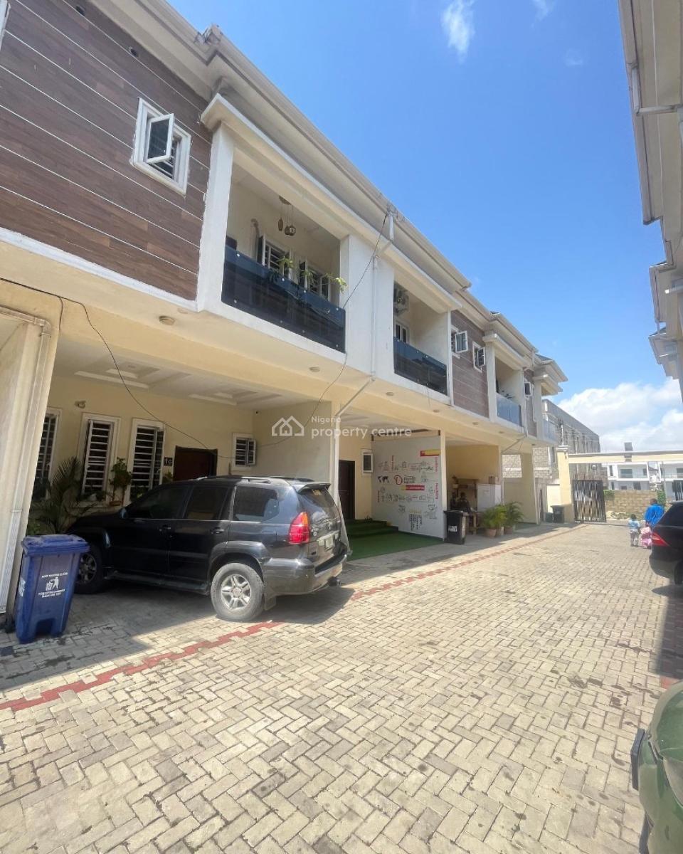 Lovely 4 Bedroom Terrace Duplex with Bq, Vgc, Vgc, Lekki, Lagos, Terraced Duplex for Sale