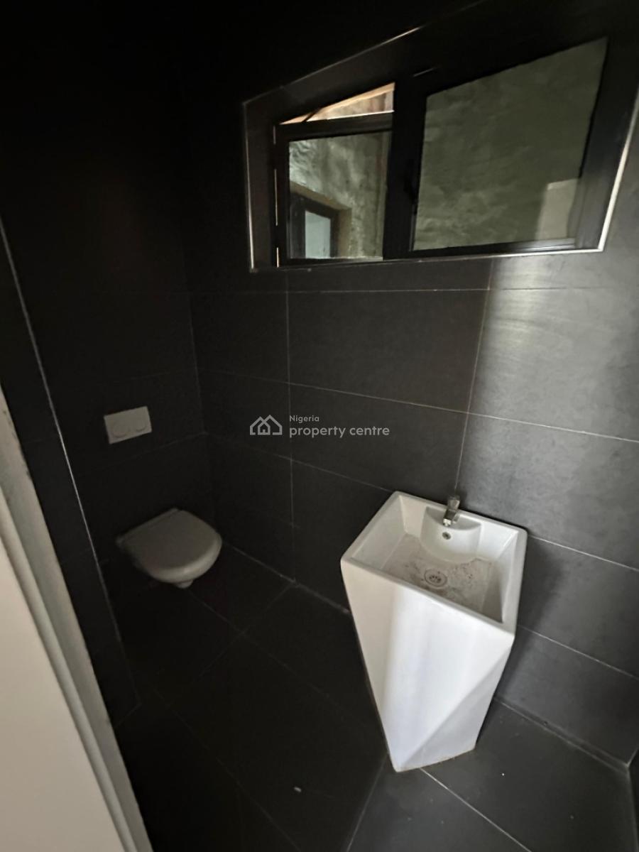 Well Finished Serviced 3 Bedroom Flat with a Room Bq, Victoria Island (vi), Lagos, Flat / Apartment for Rent