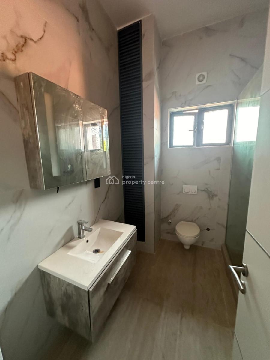 Well Finished Serviced 3 Bedroom Flat with a Room Bq, Victoria Island (vi), Lagos, Flat / Apartment for Rent