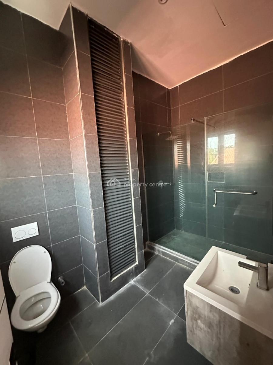 Well Finished Serviced 3 Bedroom Flat with a Room Bq, Victoria Island (vi), Lagos, Flat / Apartment for Rent