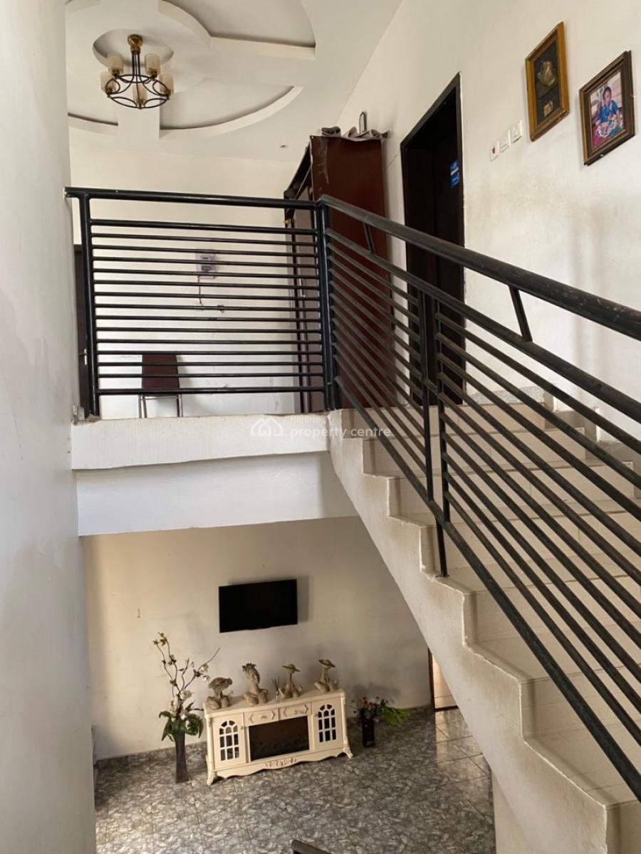 Exquisite Single Room Shared Apartment, Orchid, Lekki, Lagos, Flat / Apartment for Rent