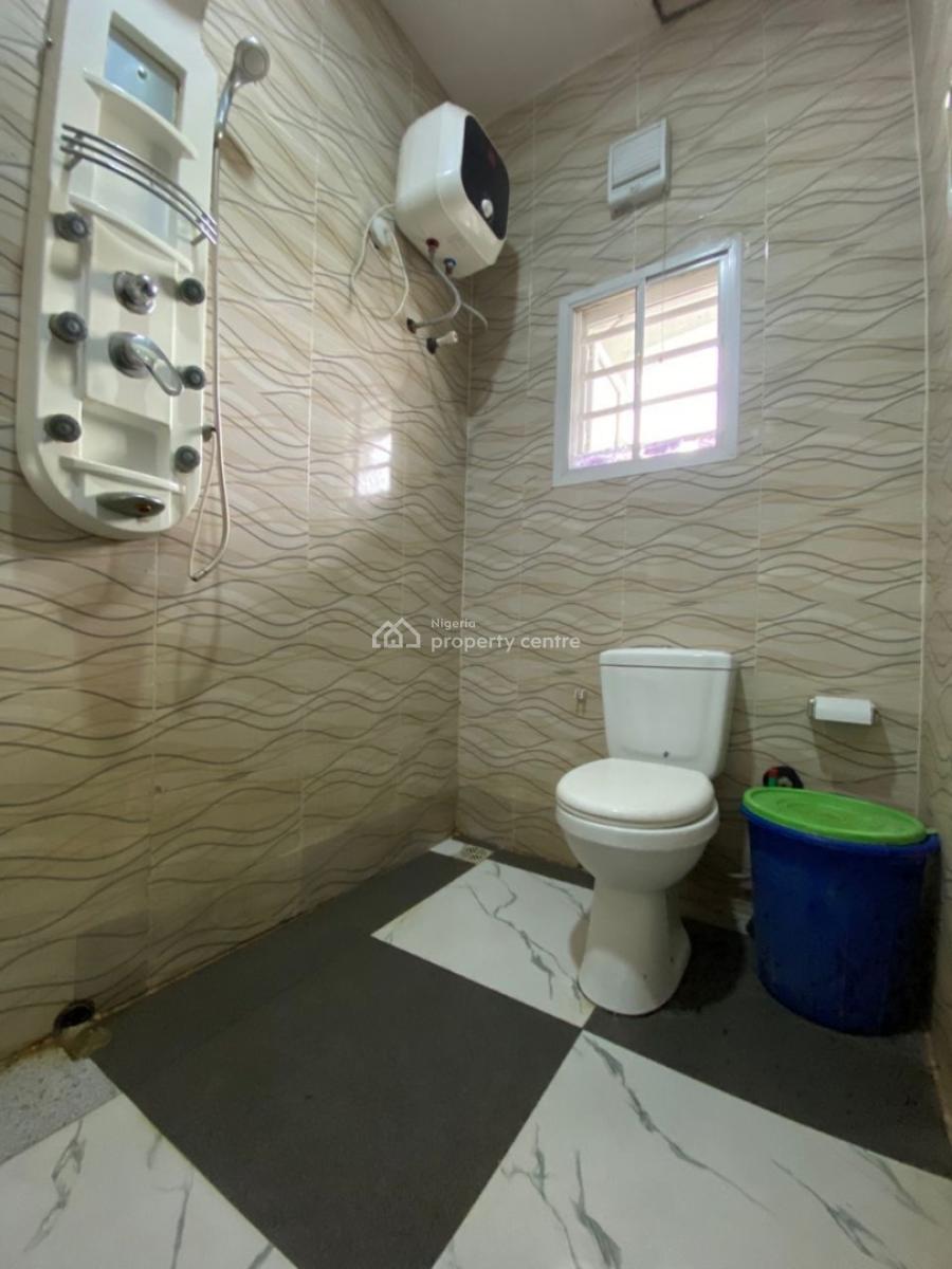 Exquisite Single Room Shared Apartment, Orchid, Lekki, Lagos, Flat / Apartment for Rent
