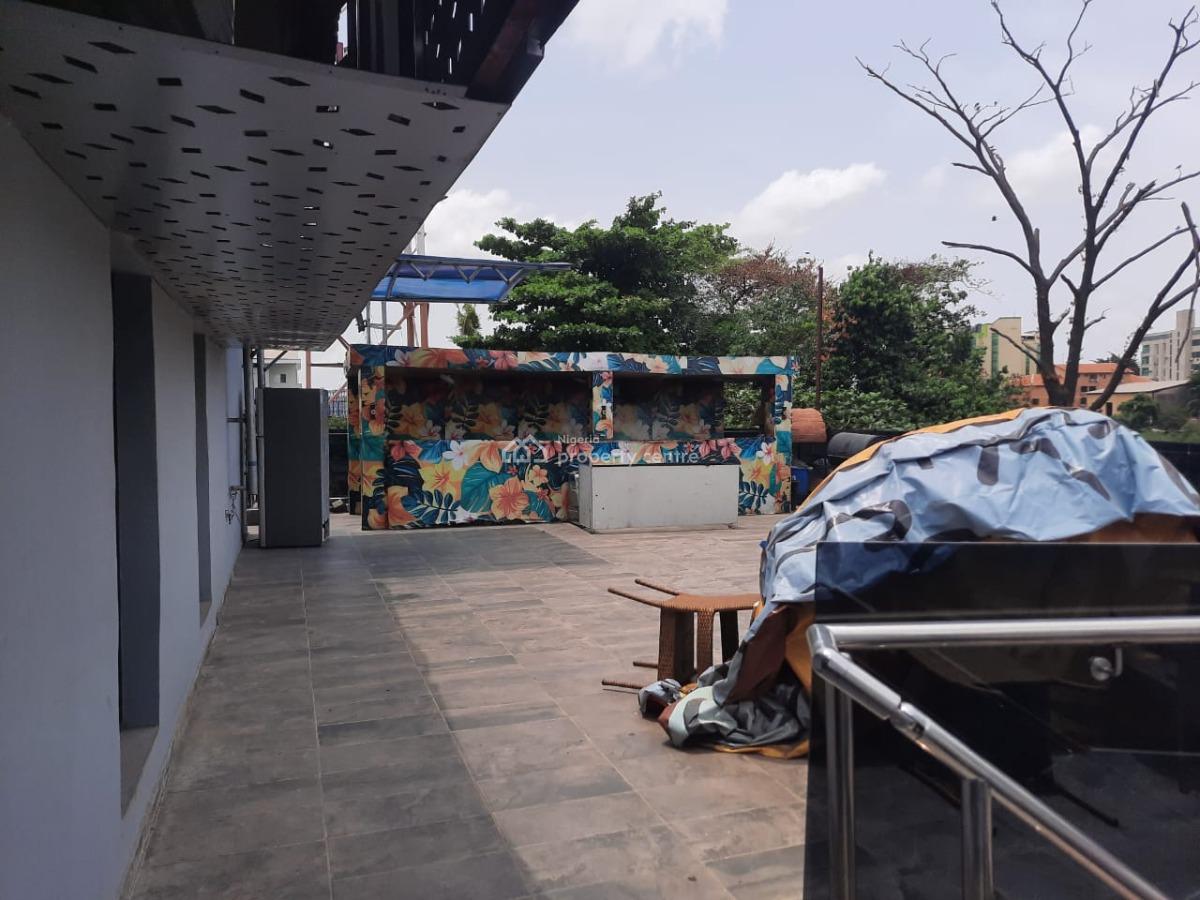 Functional Bar/lounge/restaurant, Opebi Ikeja, Ikeja, Lagos, Restaurant / Bar for Rent